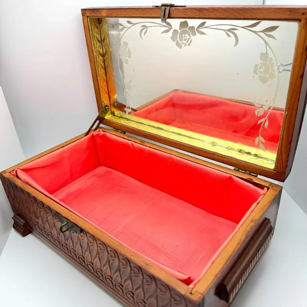 Vtg 1950s Hand-Carved Cedar Wood Jewelry Box Mirror Windmill Footed Base
